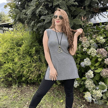 Polera Susy destellos plata sin mangas