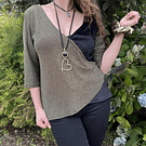 Polera Gloria velvet negro destellos dorados