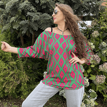 Polera Marlene sofia verde rombos fucsia 