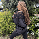 Polera Marlene velvet negro encaje