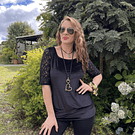 Polera Maria velvet negro encaje