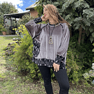 Poleron Ultravioleta Olivia velvet gris negro