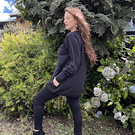 Poleron Ultravioleta Elisa algodon negro hojas naranja