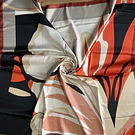 Pañuelo seda 90*90 cms flor grande negro naranjo