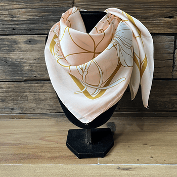Pañuelo seda 70*70 cms rosado claro floral manzano