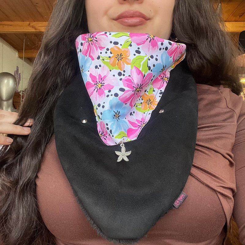 Bandana cony chiporro con dijes variedad de colores