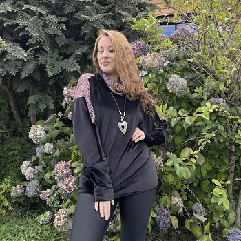 Poleron murcielago cuello velvet negro encaje brillo