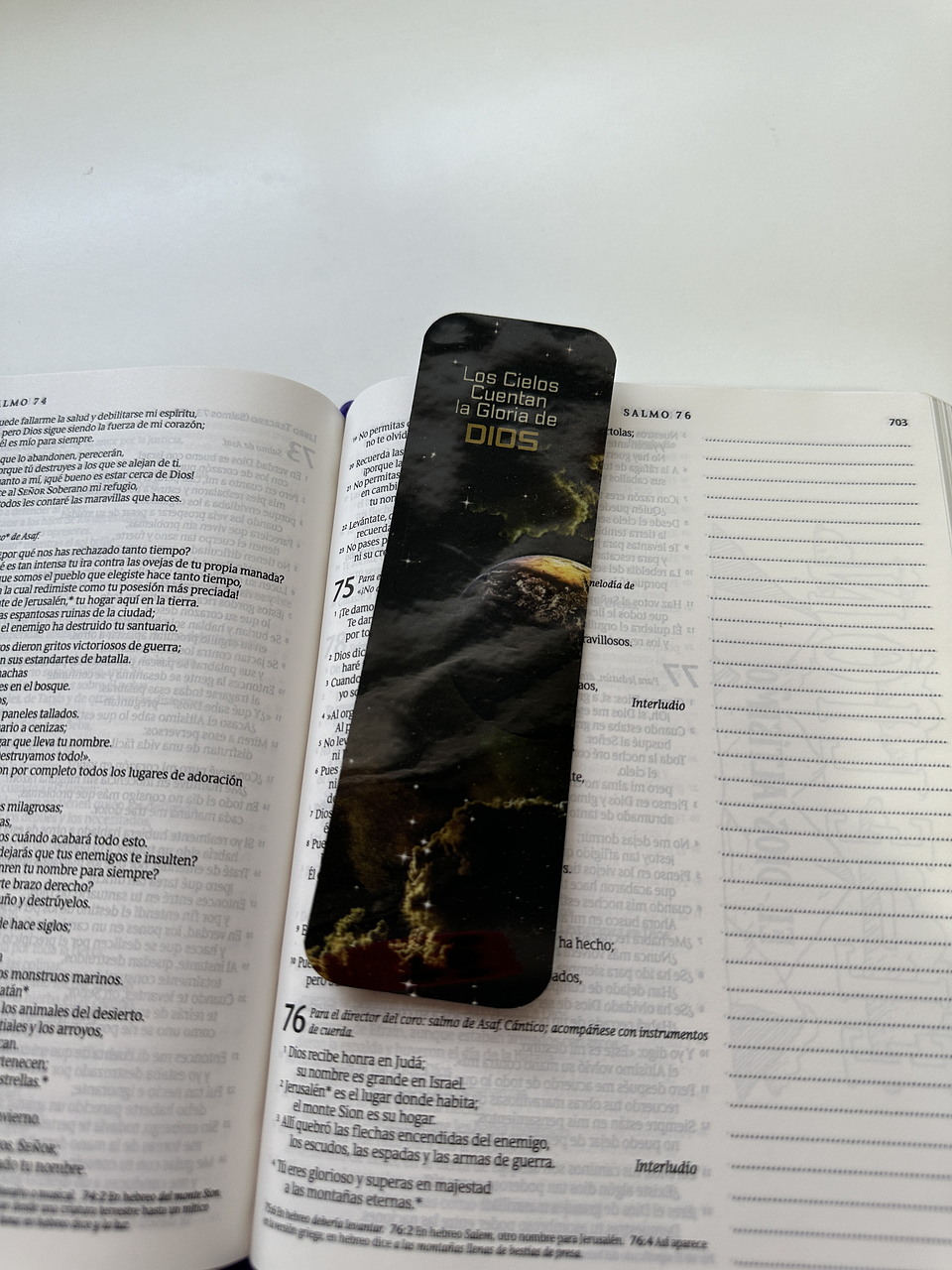 Separador Termolaminado Los Cielos Cuentan la Gloria de Dios 1