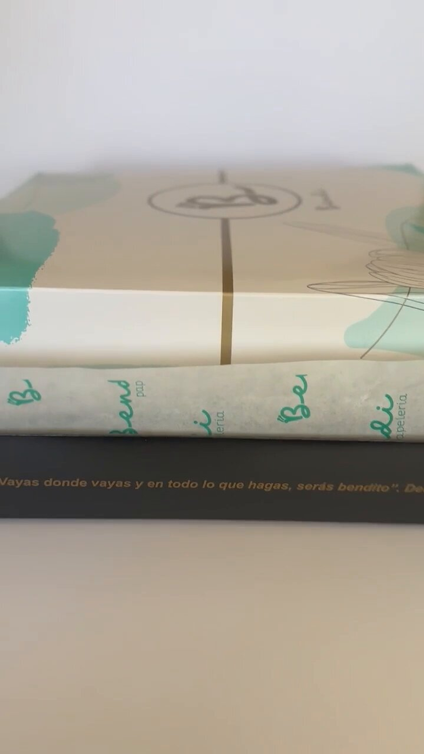 Pack Regalo Cuaderno Botella  25