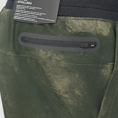 Jogger Under Armour Tapered Hombre – Pantalón Deportivo Ajustado y Elástico 1378951-390