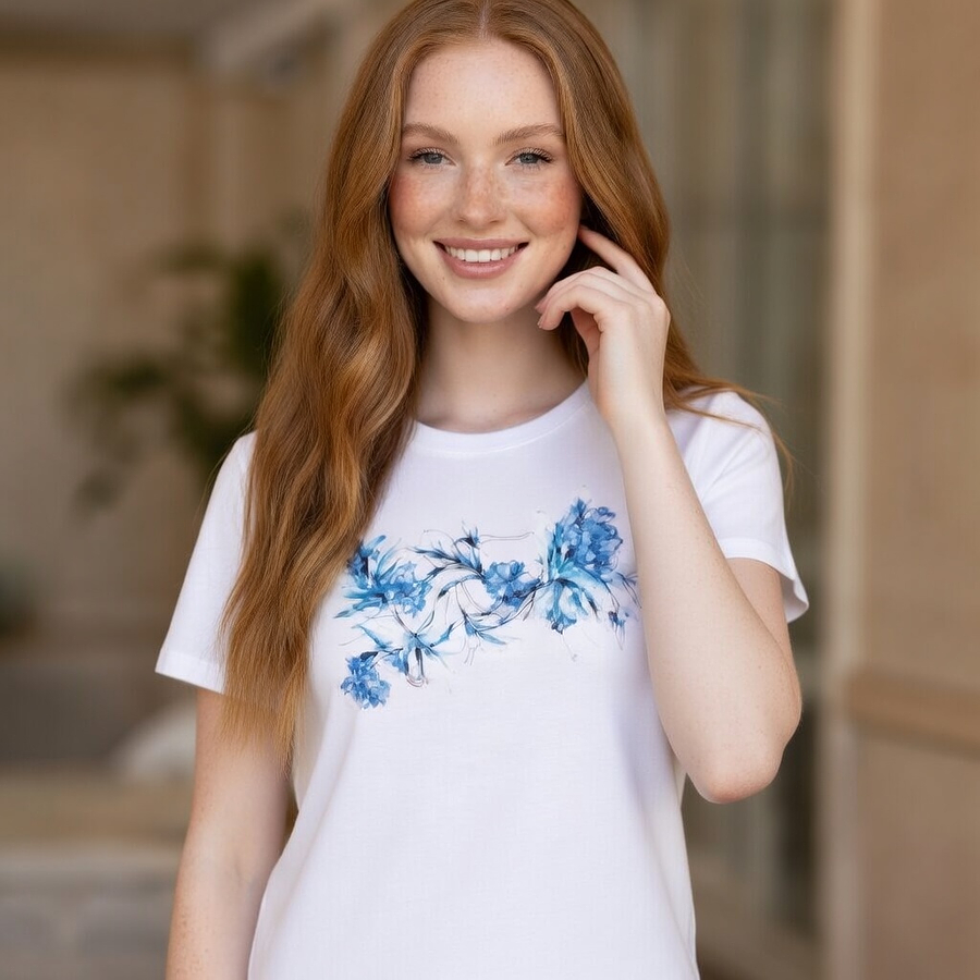 Polera Mujer Under Armour Floral Wordmark Graphic 1365139-100 | Ligera, Cómoda y Usable