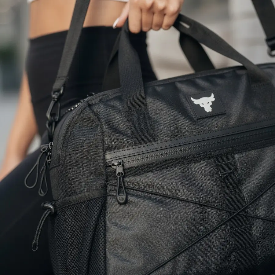 Bolso Under Armour Project Rock Mujer – Bolso Gym Resistente de Alto Uso (No es bolso, es equipo)