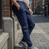 Pantalón Jogger Hombre Under Armour Sportstyle Woven 1388017-408 – Ligero, Funcional y Usable Todo el Día