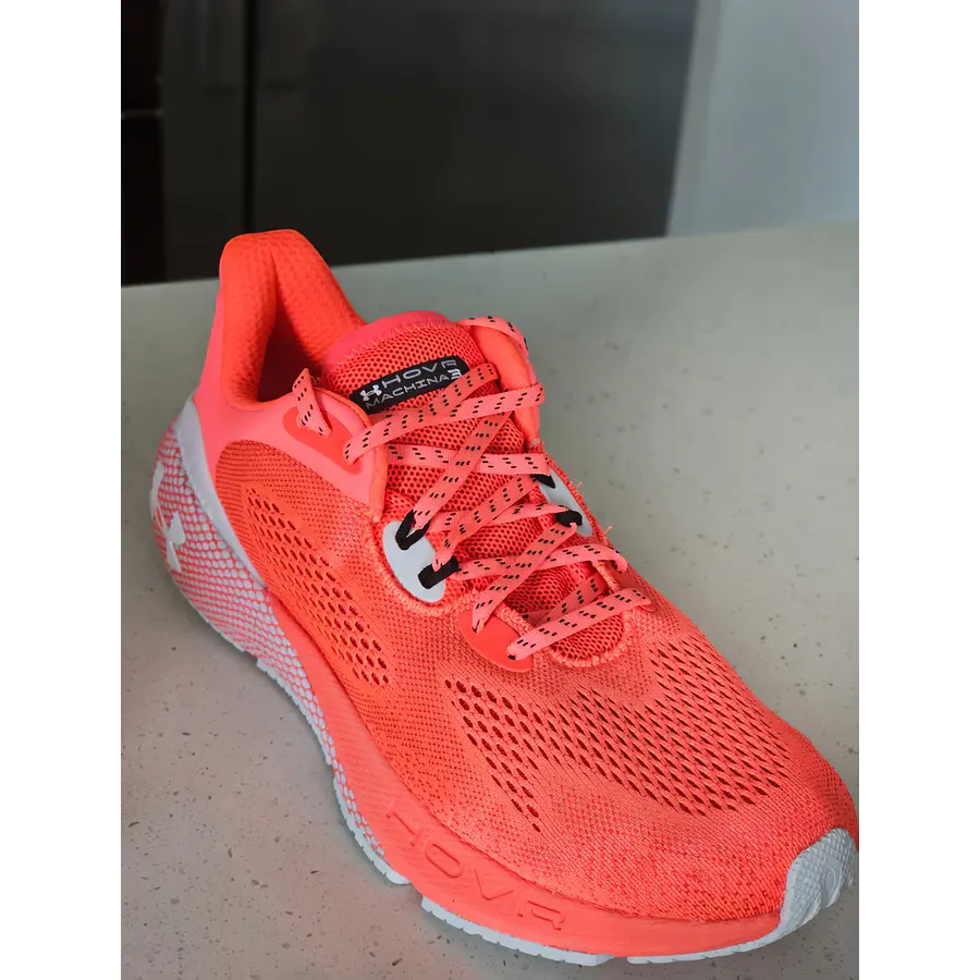 Zapatillas Running Hombre Under Armour HOVR Machina 3 3024899-600 – Rendimiento Real con Amortiguación Inteligente
