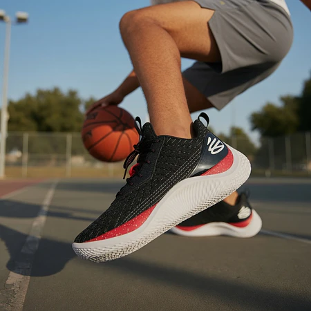 Zapatillas Basketball Hombre Under Armour Curry 10 College TE 3027051-002 – Tracción Elite y Control en Juego Competitivo