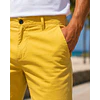 Bermuda Dockers Alpha Slim Fit Hombre Amarilla – Short Casual Masculino con Mejor Fit y Menos Volumen