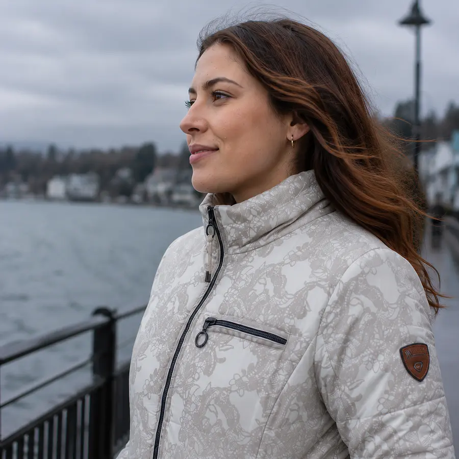 Parka Mujer Northland Celin Dusty Taupe | Microloft Liviana, Slim Fit y Diseño Europeo Premium
