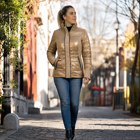 Parka Mujer Northland Zilli Microloft Camel | Abrigo Premium Slim Fit con Microloft y Diseño Europeo