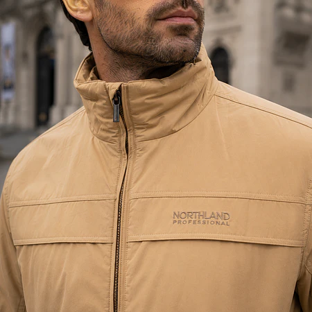Chaqueta Hombre Northland Bremen Winter Camel | Repelente al Agua, Abrigo Liviano, Calce Regular y Diseño Europeo