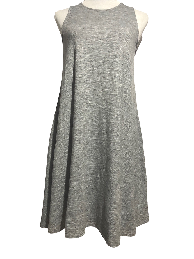 Vestido Gris sin Mangas 2