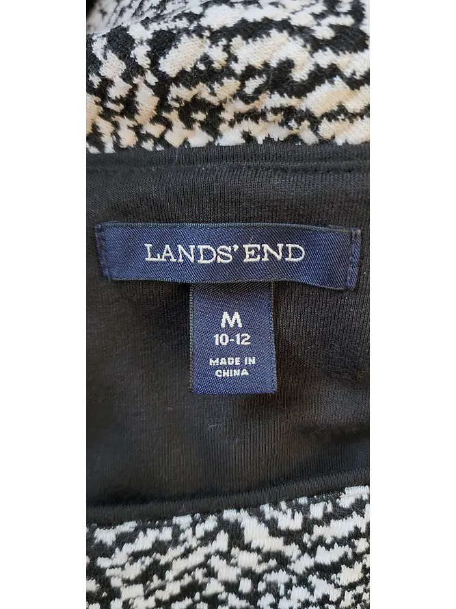 Vestido Negro Evasé Lands End con manga corta.  3