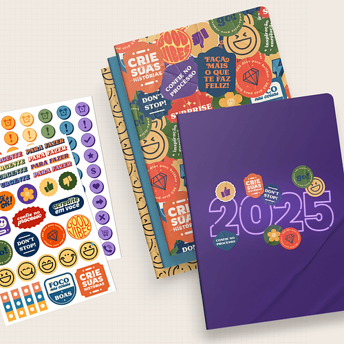 Arquivo Capas Planner Trimestral Coleção Stickers Brochura 2025 - NILMARA