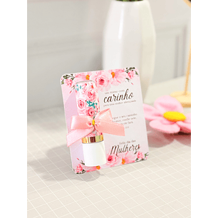 Arquivo Dia da Mulher Card Batom Manteiga de Cacau
