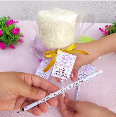 Arquivo Dia da Mulher Lápis Floresça 1