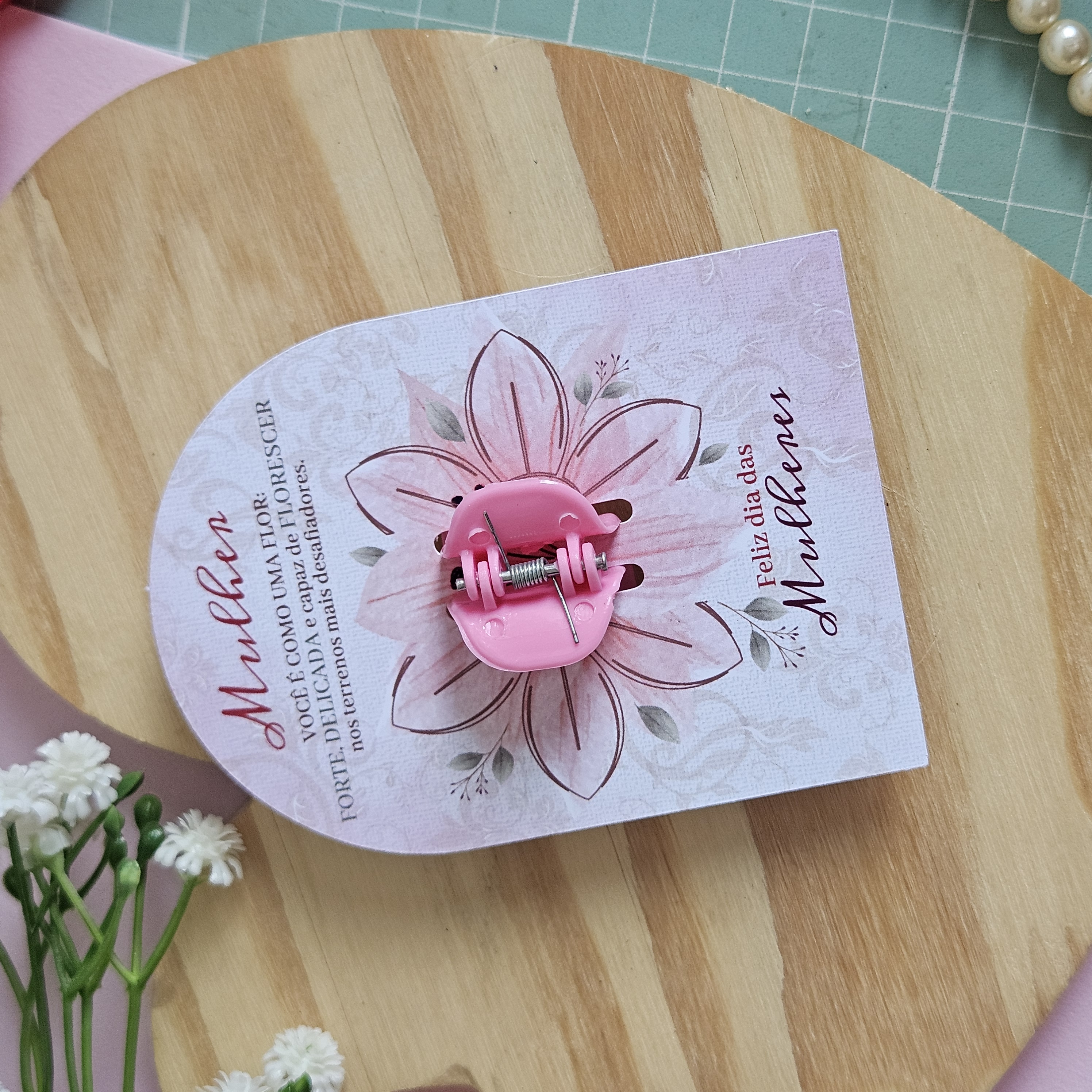 Arquivo Dia da Mulher Card Piranha de Cabelo  1