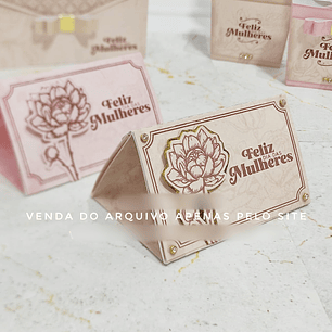 Arquivo Dia da Mulher Caixa Cartão Triangular 