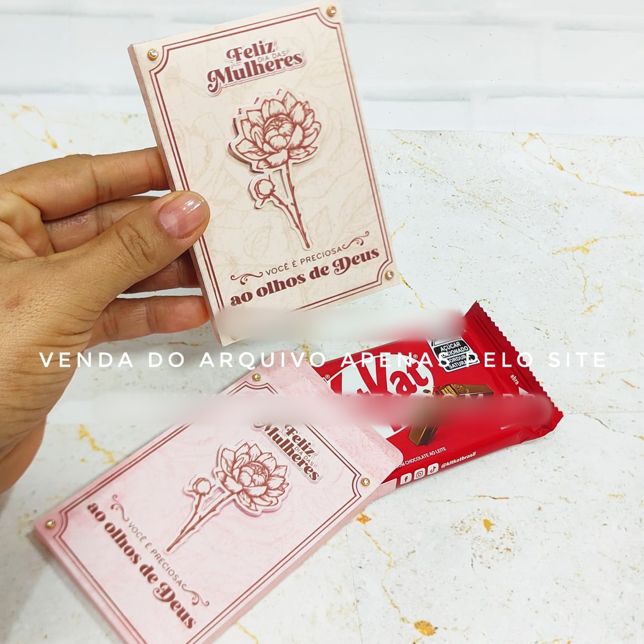 Arquivo Dia da Mulher Caixa Kitkat Simples 1