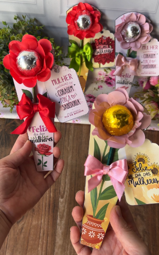 Arquivo Dia da Mulher Cartão Buquê 1