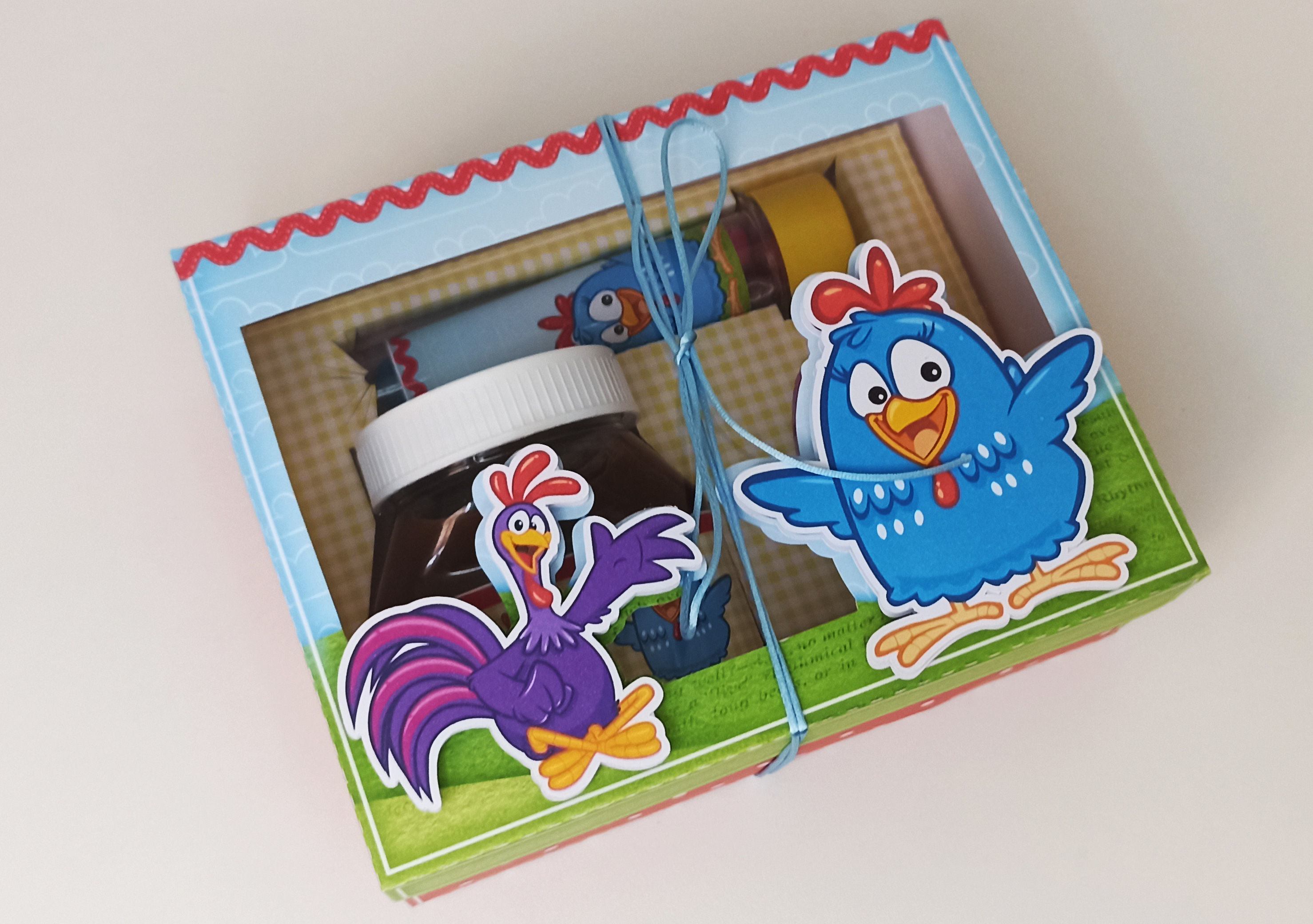 Arquivo Páscoa Caixa Galinha Pintadinha Menino Kinder, Nutella e Balinhas 1