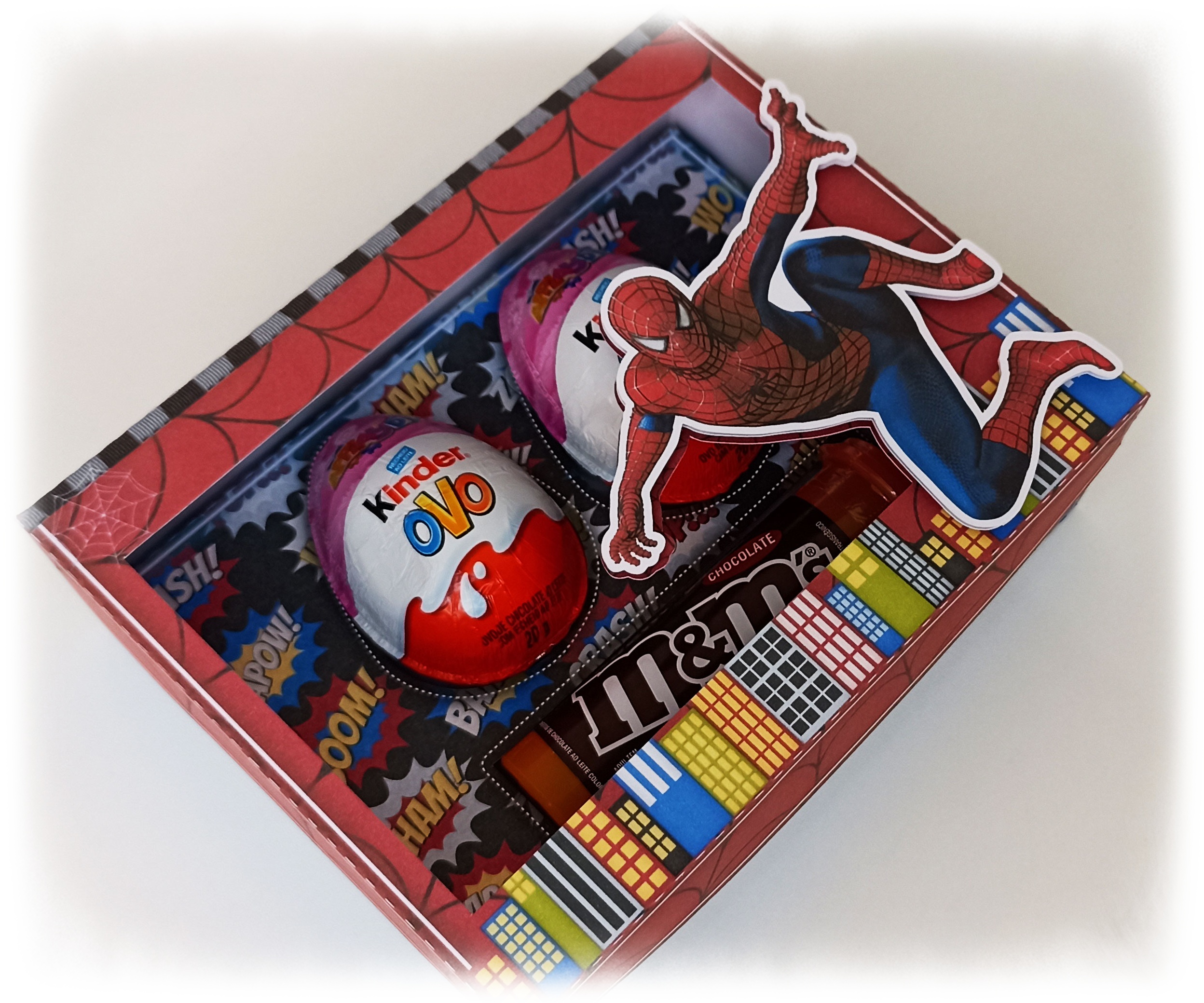 Arquivo Páscoa Caixa Homem Aranha Kinder Ovo e M&Ms 1