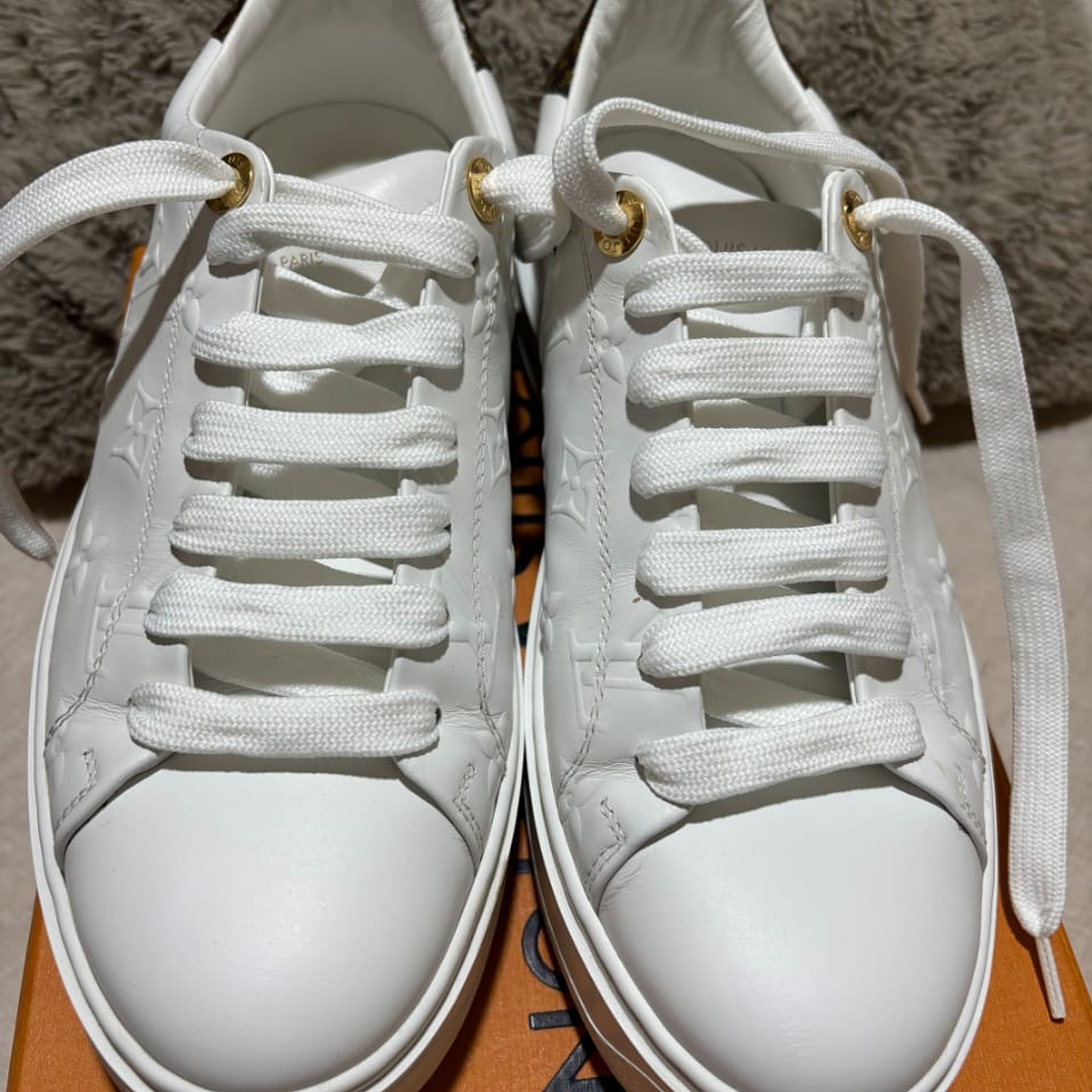 ZAPATILLAS LOUIS VUITTON N 38.5 4