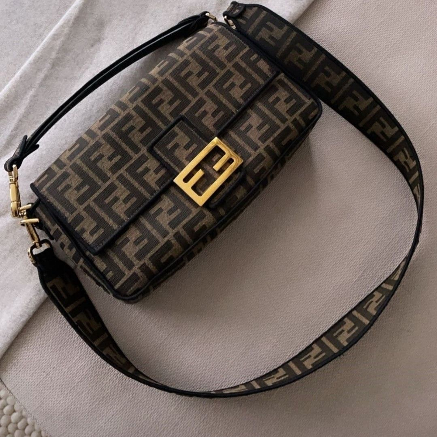 FENDI 6