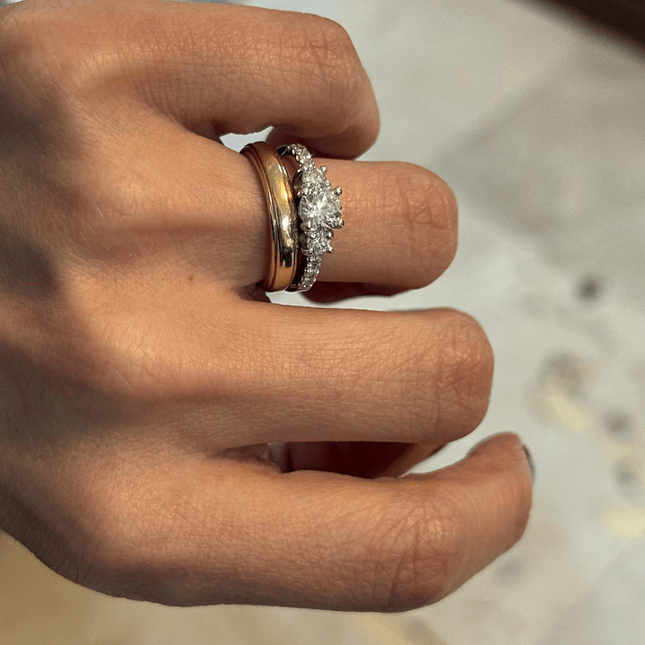 ANILLO ORO BLANCO Y BRILLANTES  4