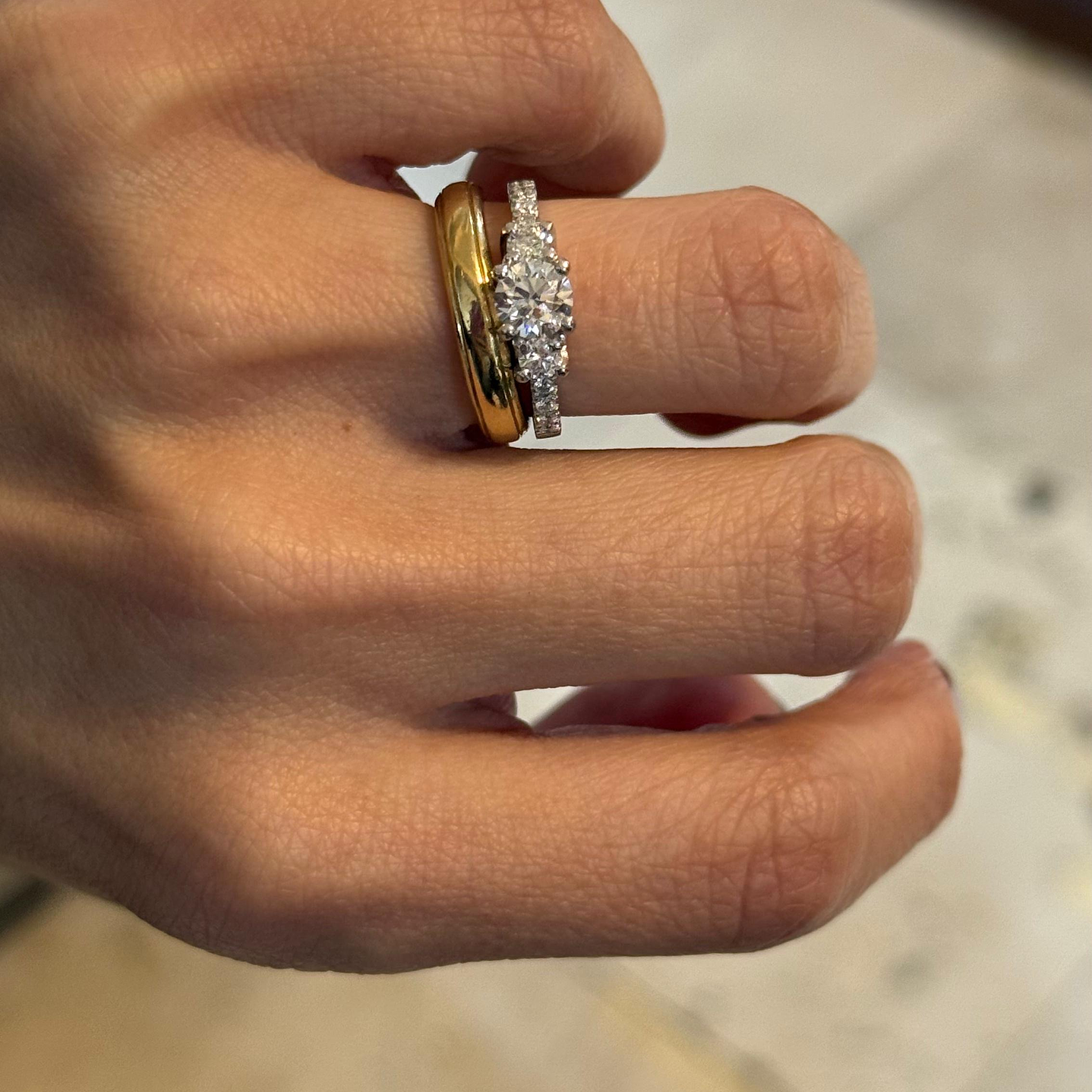 ANILLO ORO BLANCO Y BRILLANTES  2