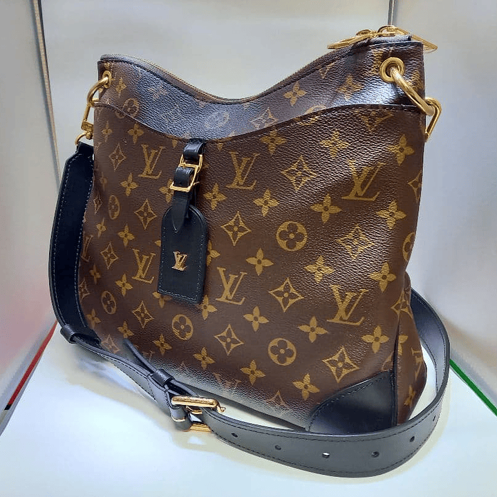 ODEON LOUIS VUITTON  3