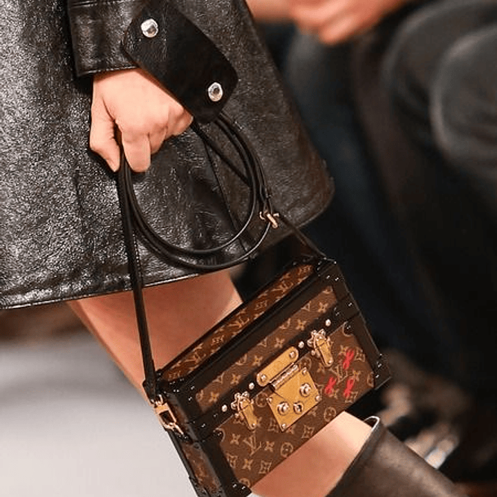 PETITE MALLE LOUIS VUITTON  10