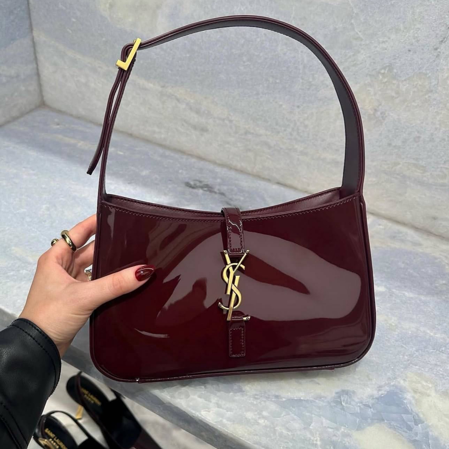 CARTERA YVES SAIN LAURENT 1