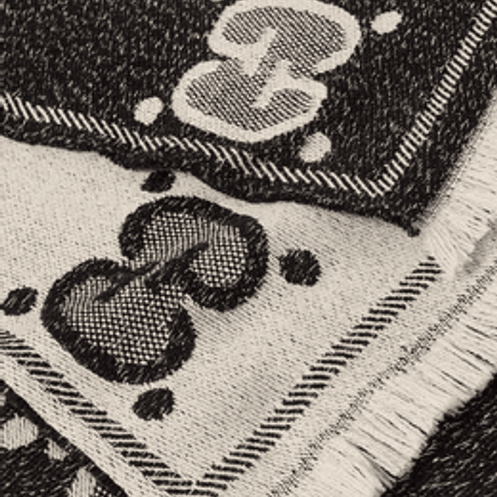 BUFANDA GUCCI LANA  3