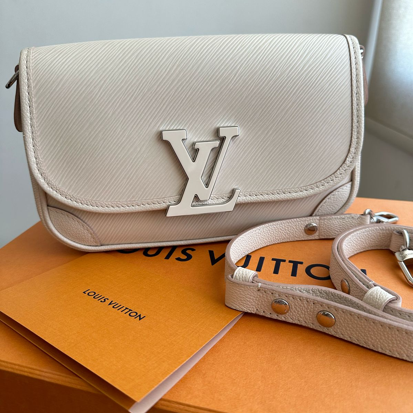 BUCI LOUIS VUITTON 11