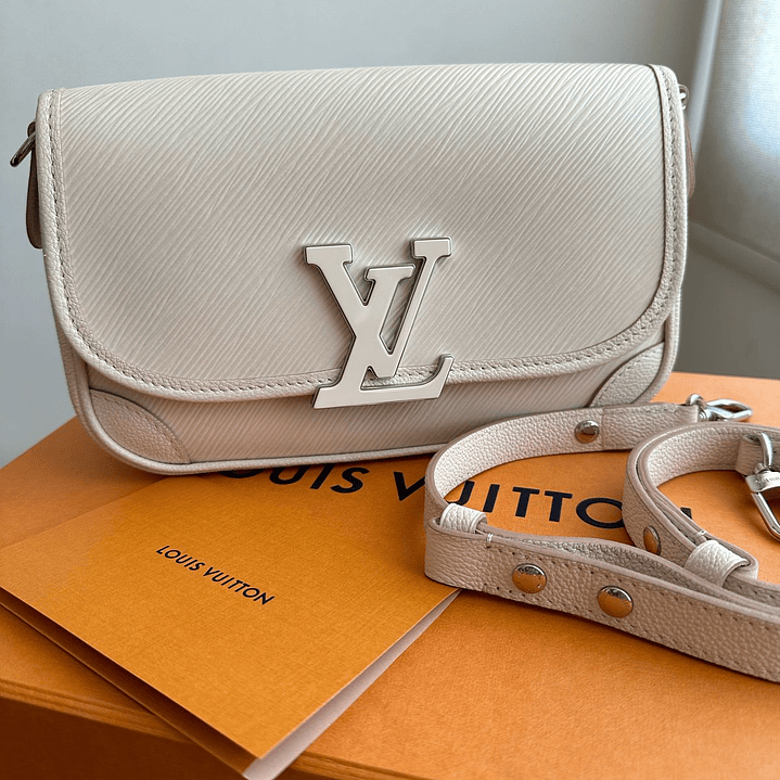 BUCI LOUIS VUITTON 11