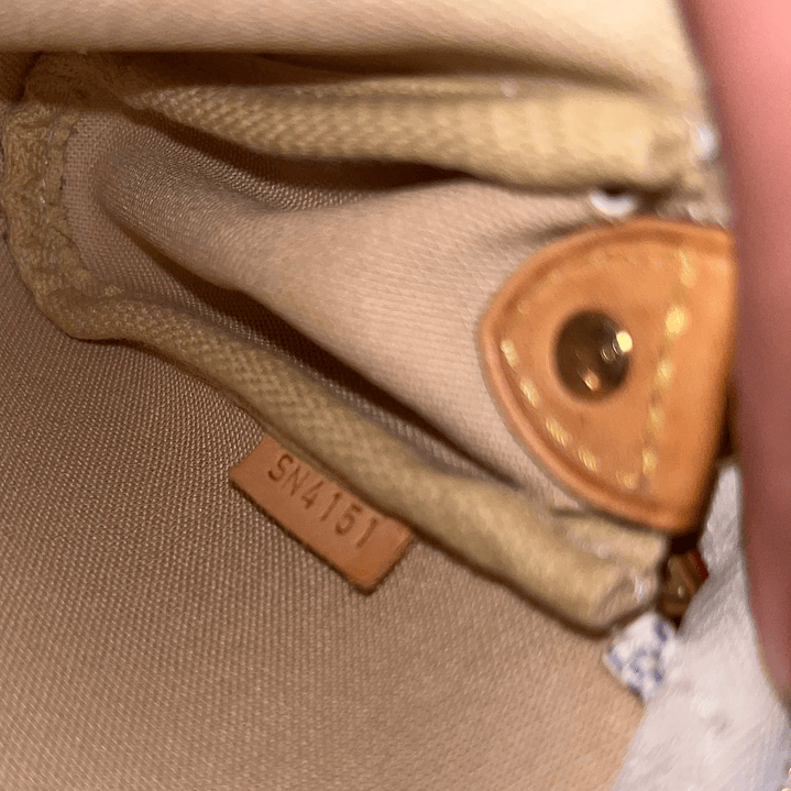 POCHETTE LOUIS VUITTON  4