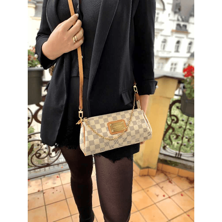 POCHETTE LOUIS VUITTON  7