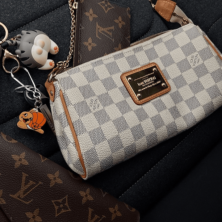 POCHETTE LOUIS VUITTON  9