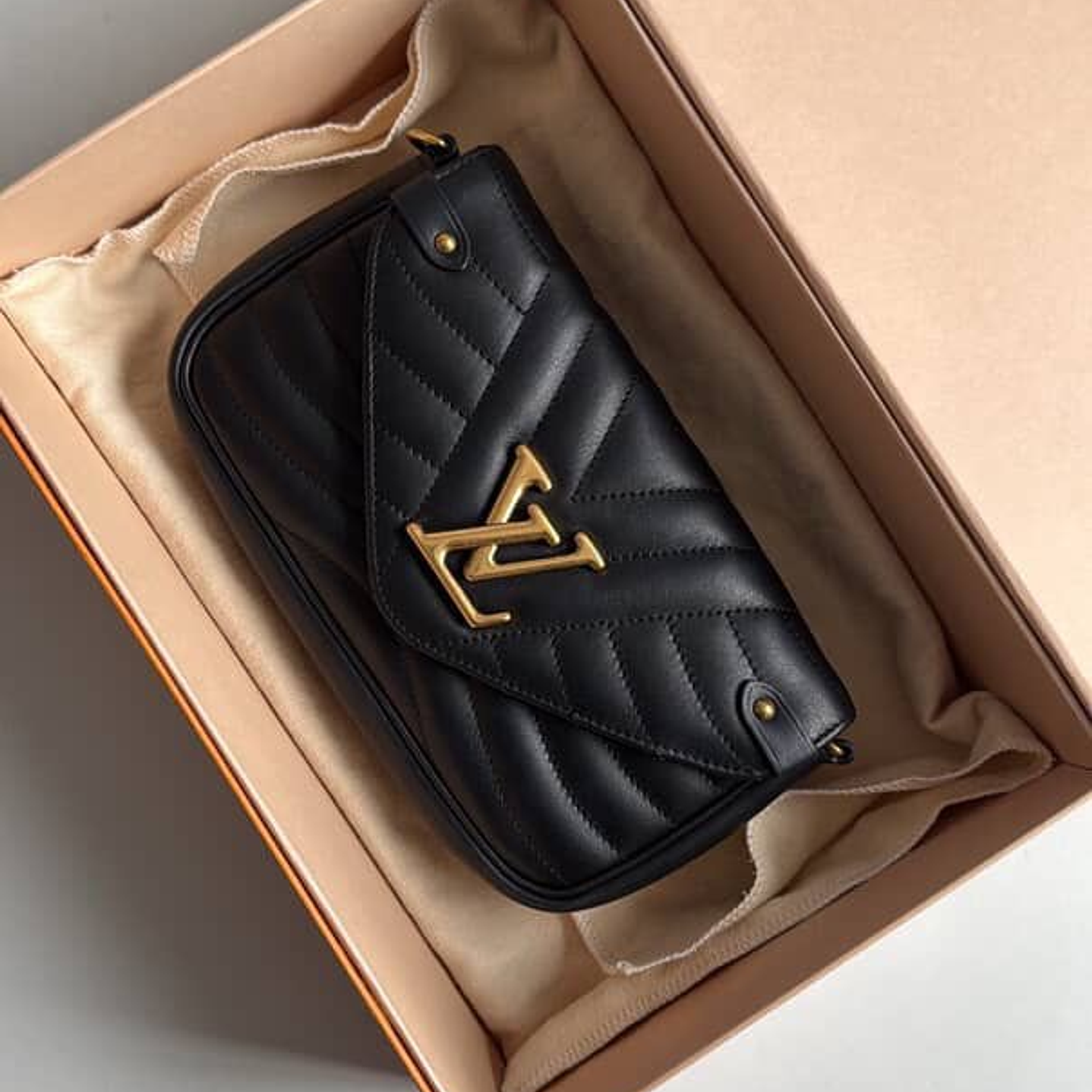 CARTERA LOUIS VUITTON  8