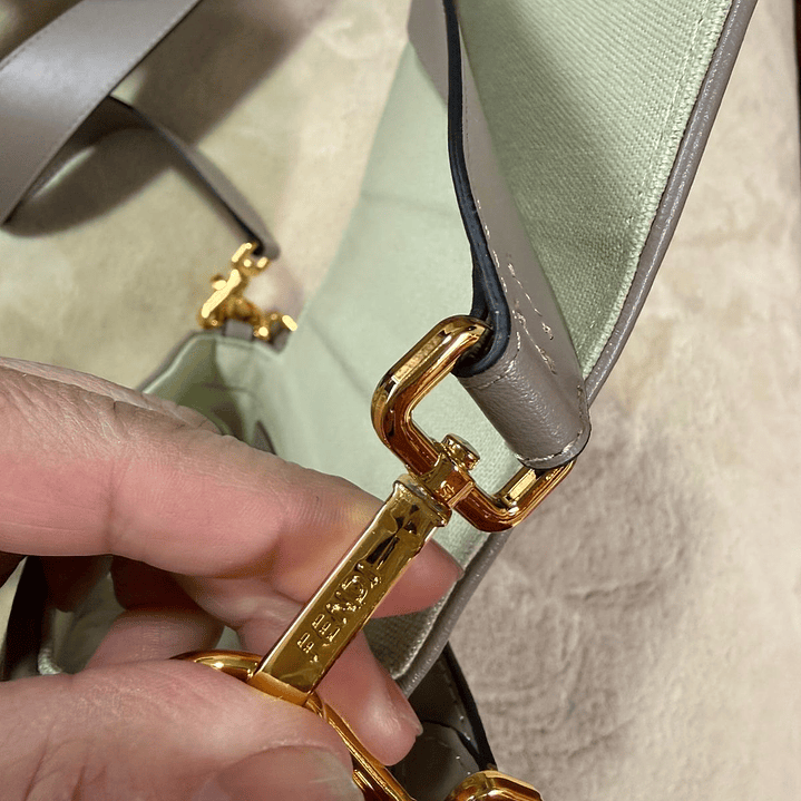 CARTERA HOMBRO FENDI 5