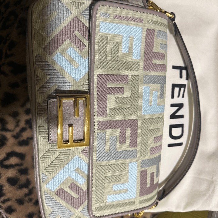 CARTERA HOMBRO FENDI 6